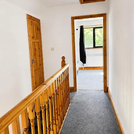 Spacious 3br Sleeps 6 House 2 Brittas Bay
